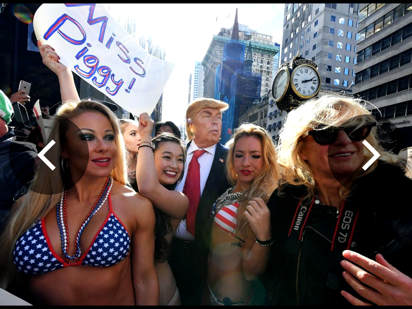 Trump Donald with ladies 